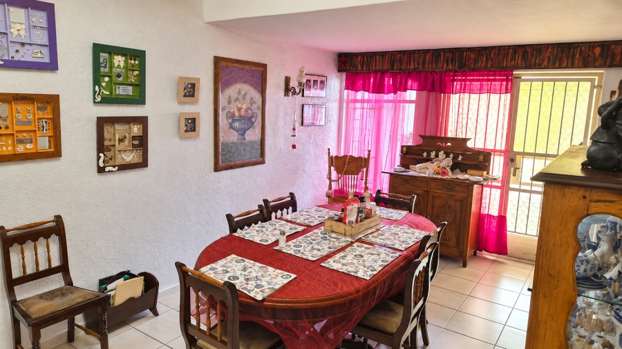 3 Bedroom Property for Sale in Flamwood North West